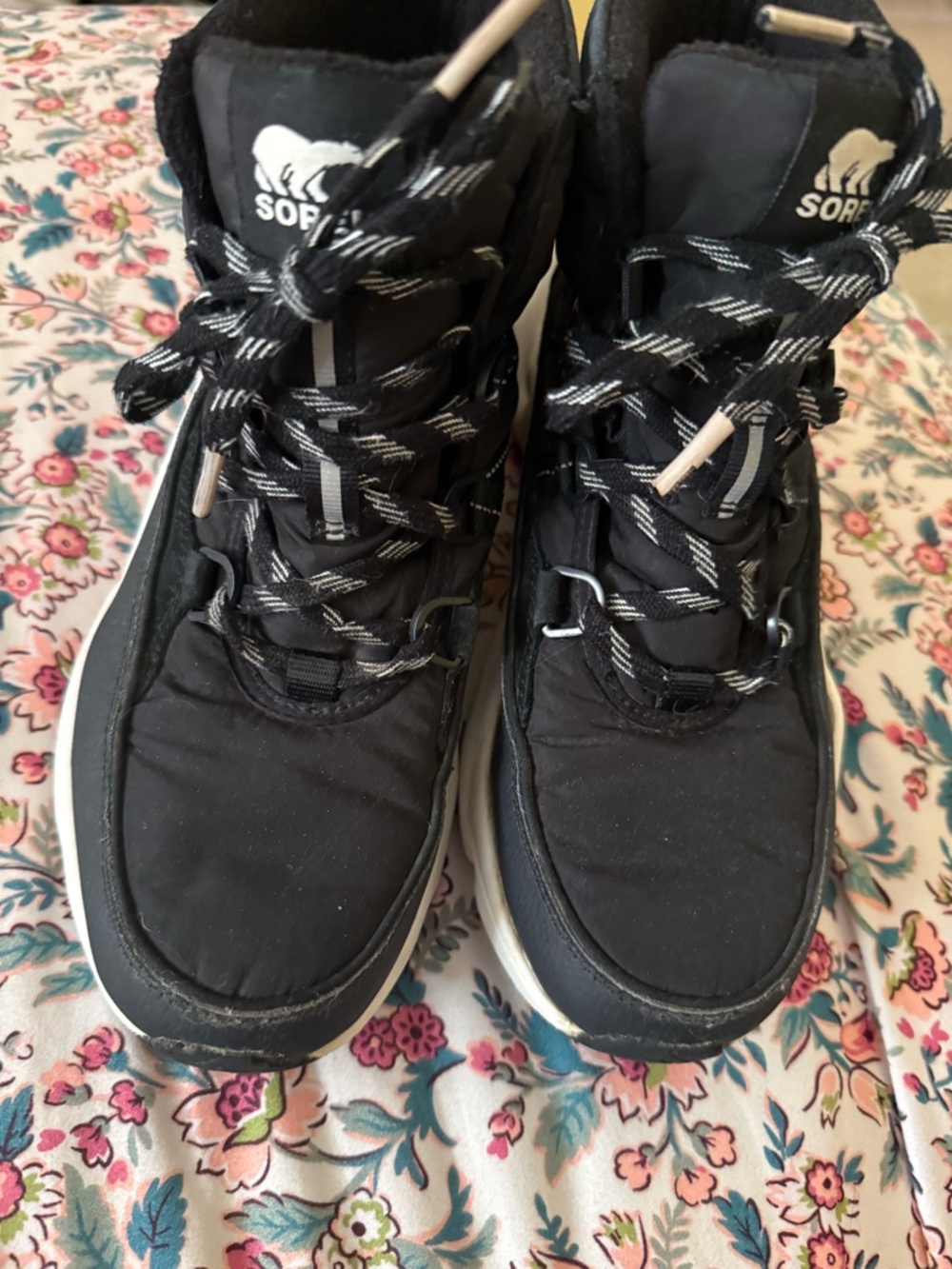 SOREL® Women's 9 KINETIC™ RNEGD SPORT Insulated Waterproof Boot in Black Size 9 - Picture 2 of 9